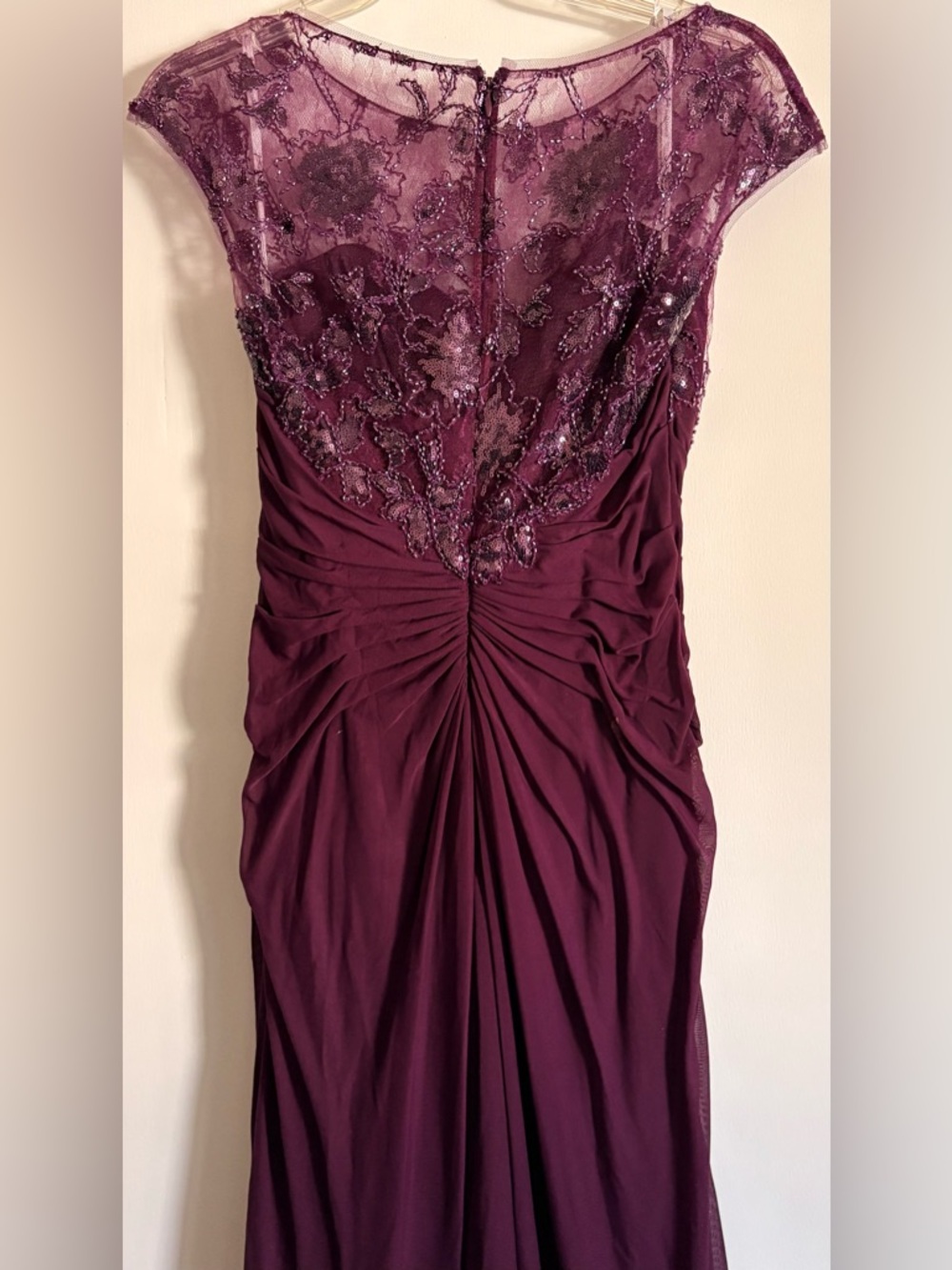 Jasmine Plum Lace Bodice Ruched Maxi Dress. size 8 - Picture 4 of 5